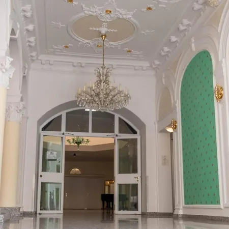 Апартаменты Am Kurpark Mit Traumhafter Terrasse