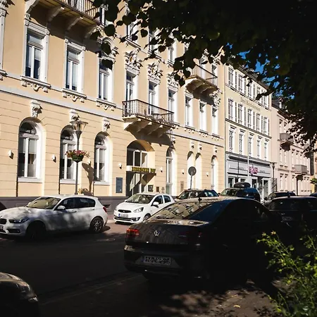 Am Kurpark Mit Traumhafter Terrasse Apartmán *