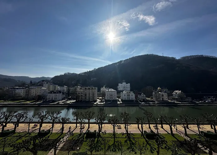 Am Kurpark Mit Traumhafter Terrasse Apartamento *